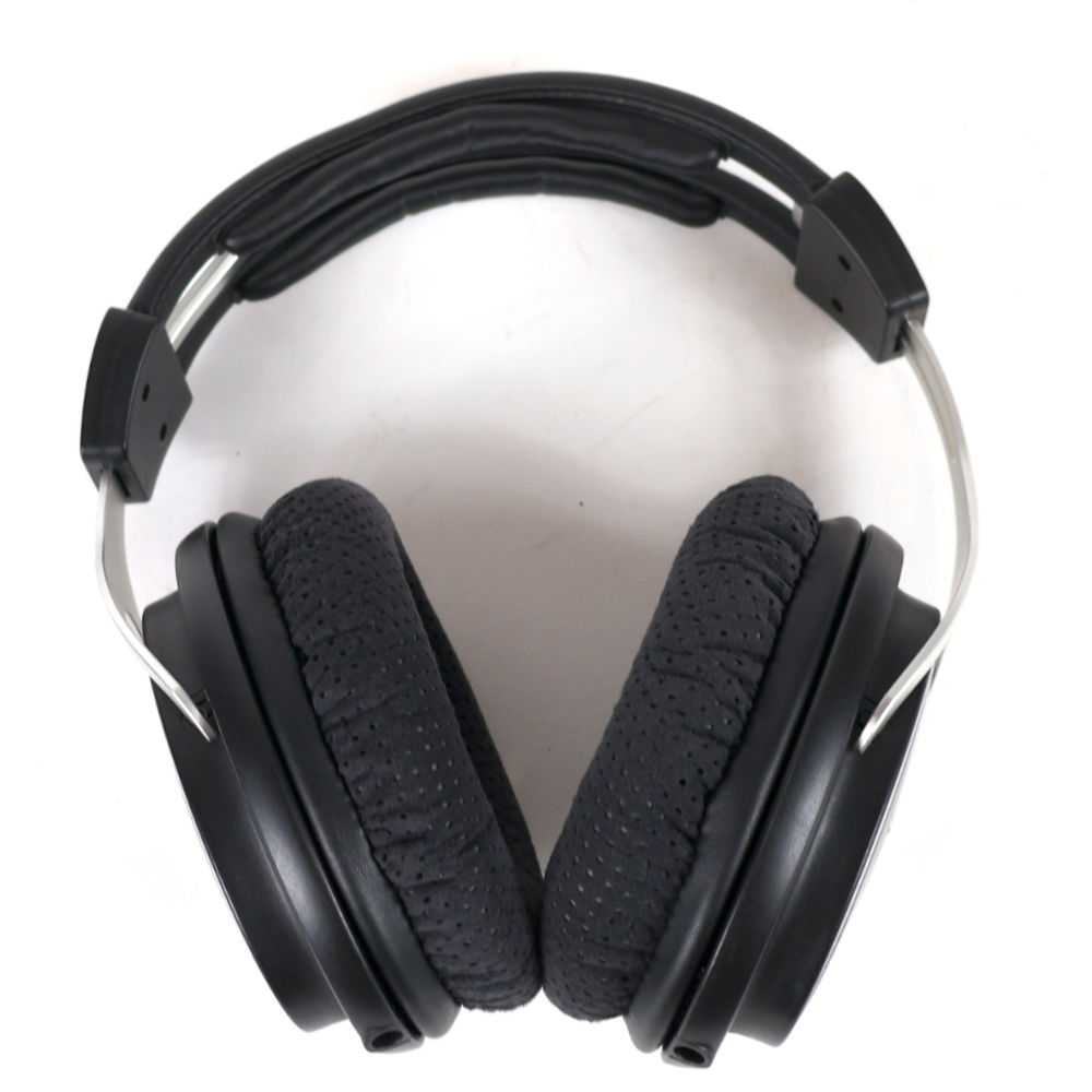 【中古】 ヘッドホン SHURE SRH1540-A 密閉型ヘッドホン シュアー 密閉型ヘッドホン モニターヘッドホン SRH1540 正面