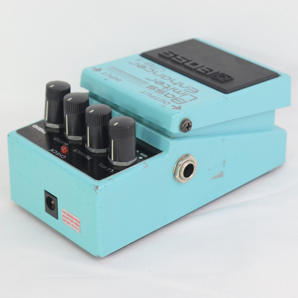 【中古】 リミッター エフェクター BOSS LMB-3 Bass Limiter Enhancer ベースエフェクター リミッターエンハンサー 側面