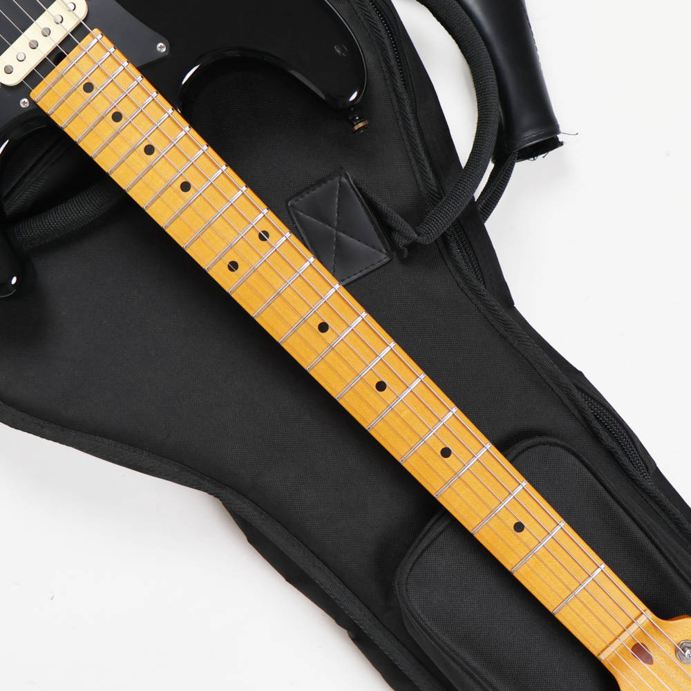 【中古】 エレキギター Suhr Classic S Black Maple SSS FLピックアップ搭載 1万番台シリアル 3.50kg サー クラシック ストラトスタイル ネック