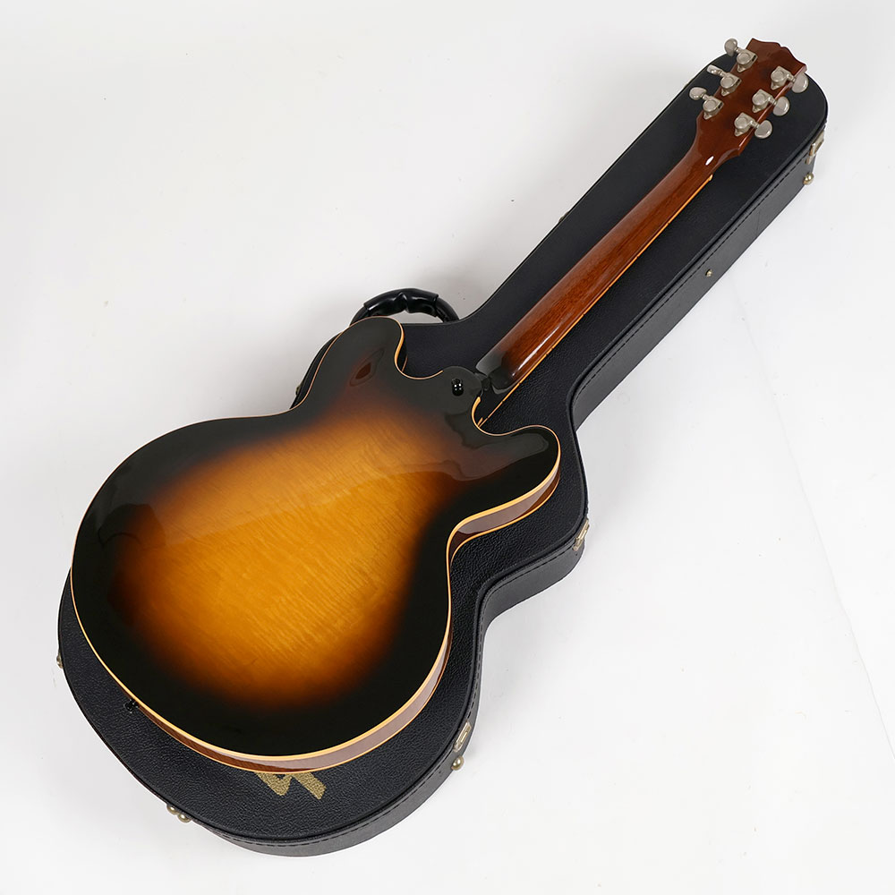 【中古】 エレキギター Gibson ES-335 Dot SB 2005年製 セミアコースティックギター 57クラシックピックアップ搭載 ギブソン ES335 セミアコ 背面