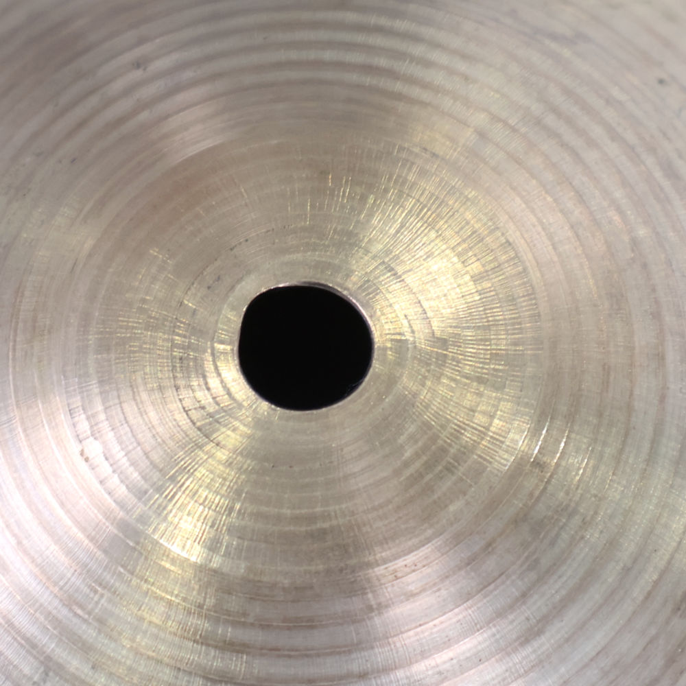 【中古】 クラッシュシンバル ジルジャン ZILDJIAN A Zildjian CRASH 18インチ 穴の歪み