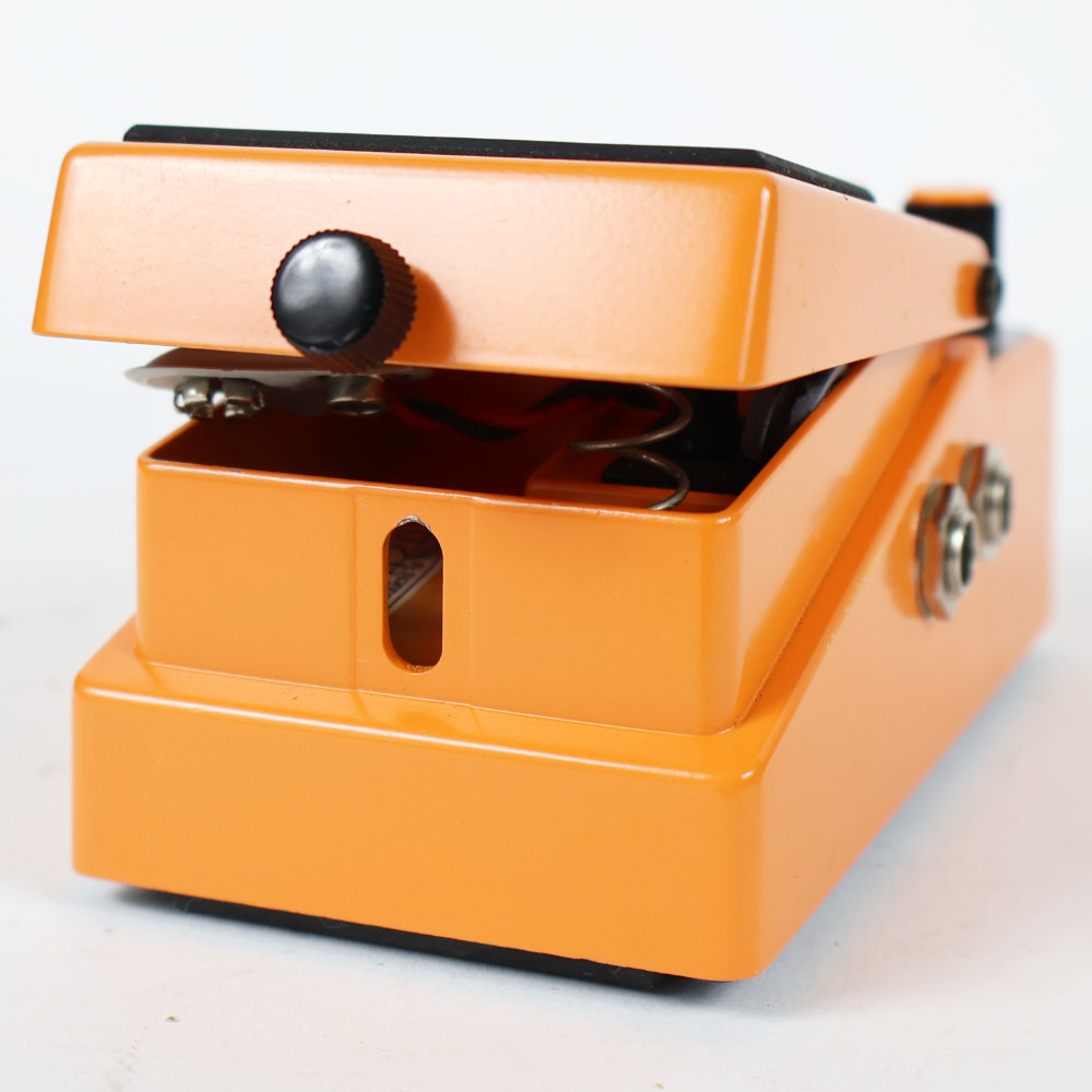 【中古】 ターボディストーション エフェクター BOSS DS-2 Turbo Distortion Made in Japan 日本製 ギターエフェクター 電池ボックスゴムパーツ