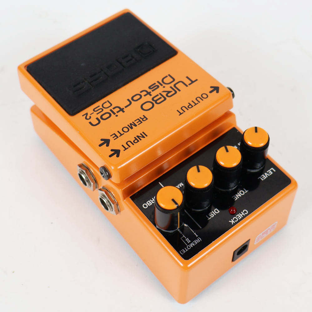 【中古】 ターボディストーション エフェクター BOSS DS-2 Turbo Distortion Made in Japan 日本製 ギターエフェクター 本体画像 斜め 2