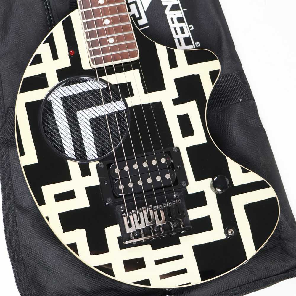 【中古】FERNANDES フェルナンデス ZO-3 HT BLK HOTEI 布袋寅泰コラボモデル 2009年製 ぞーさん アンプ内蔵エレキギター ボディ画像 