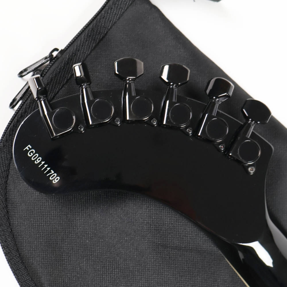 【中古】FERNANDES フェルナンデス ZO-3 HT BLK HOTEI 布袋寅泰コラボモデル 2009年製 ぞーさん アンプ内蔵エレキギター ヘッド裏画像