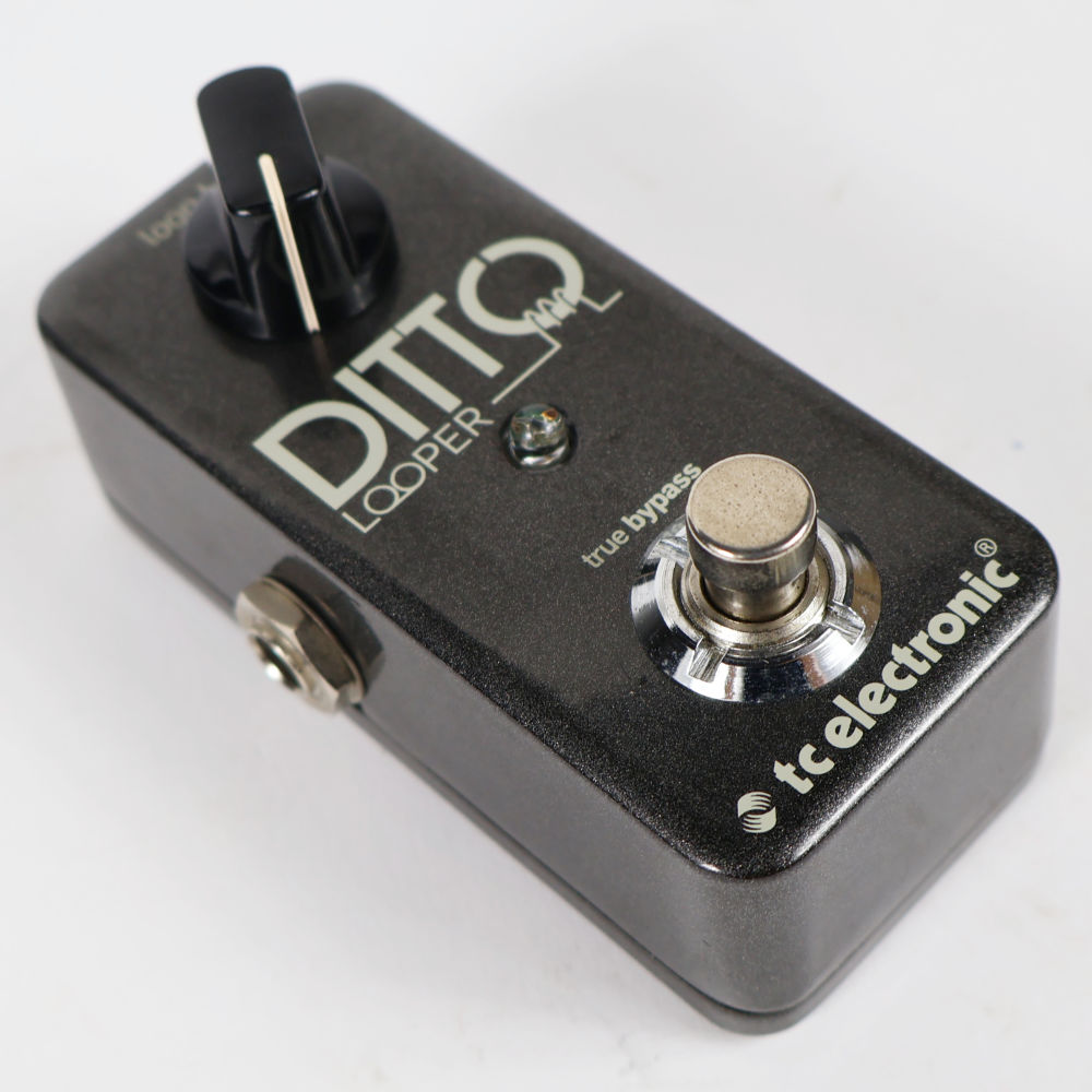 【中古】 ルーパー エフェクター tc electronic Ditto Looper ルーパー 本体画像 斜め 
