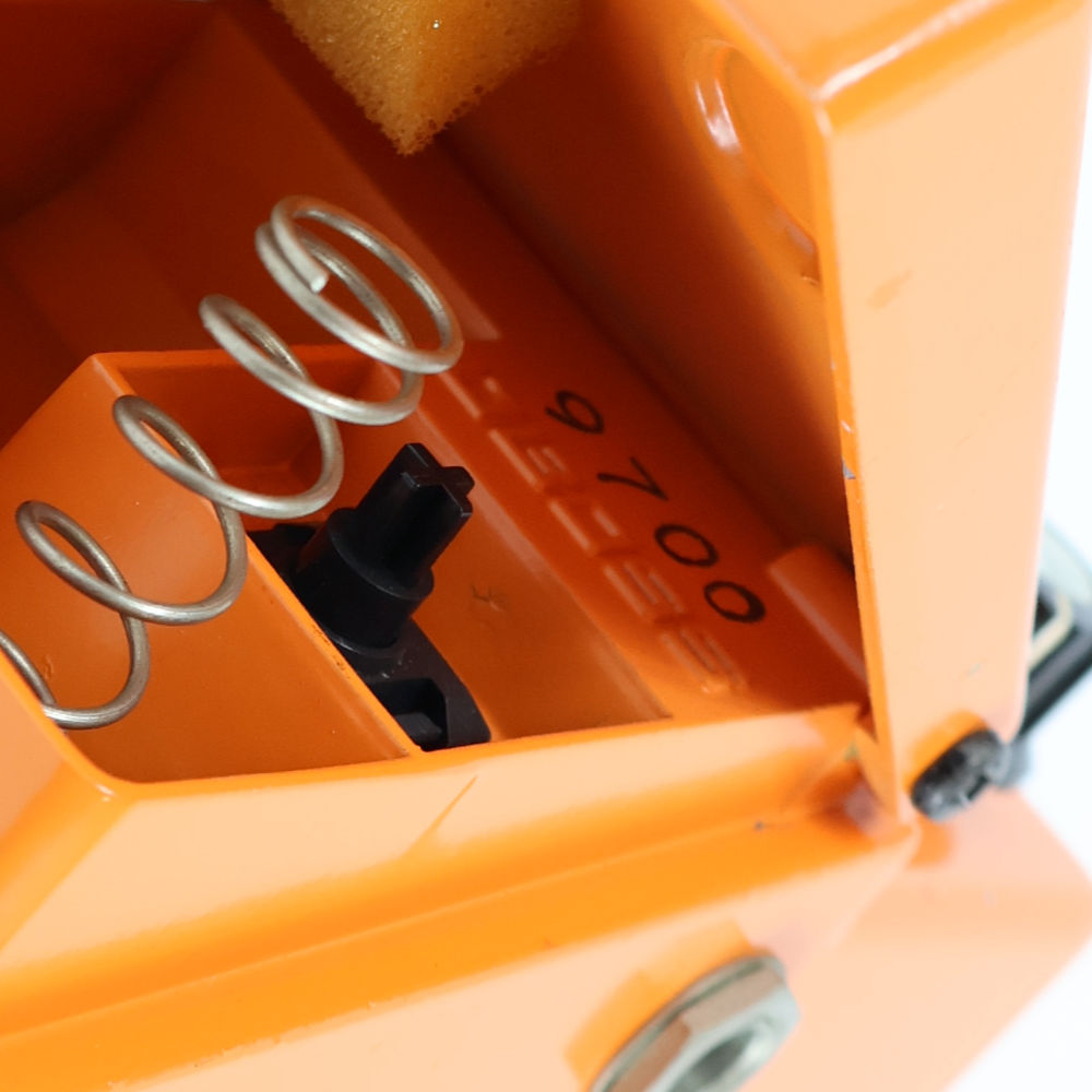 【中古】 ディストーション エフェクター BOSS DS-1 Distortion 1980年製 Made in Japan Silver Screw 銀ネジ ギターエフェクター シリアル