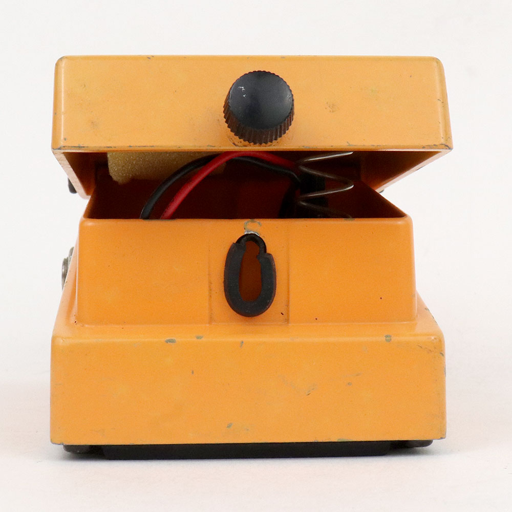 【中古】 ターボディストーション エフェクター BOSS DS-2 Turbo Distortion ギターエフェクター ゴム劣化