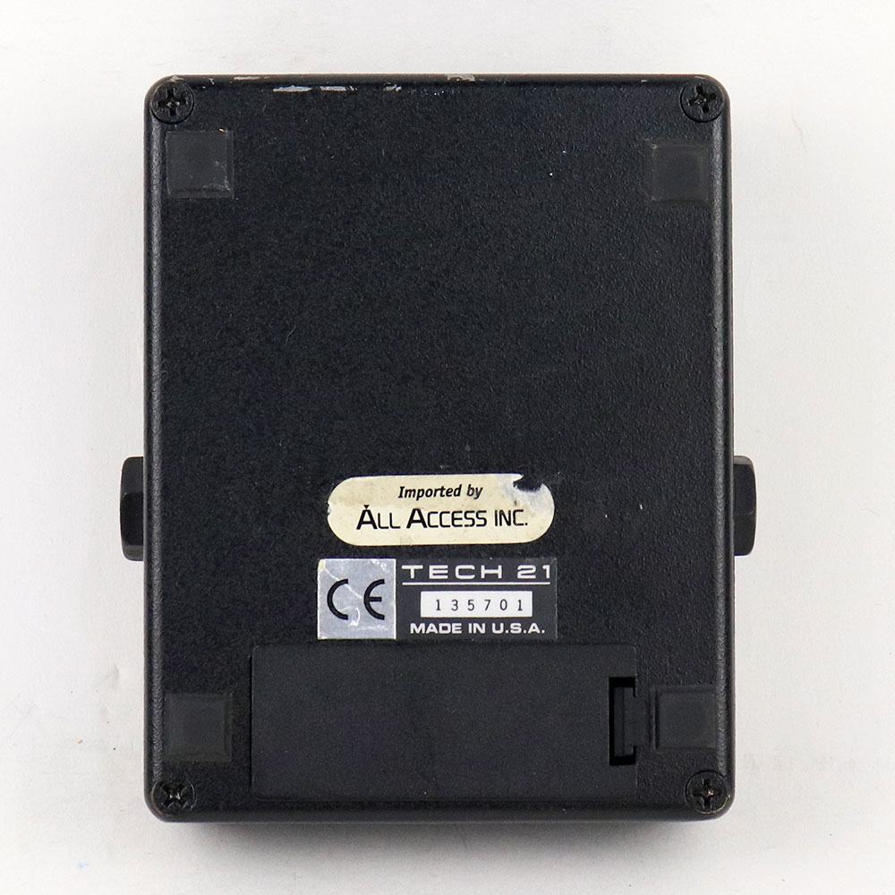 【中古】 TECH21 SansAmp GT2 アンプシミュレーター ギターエフェクター 裏面