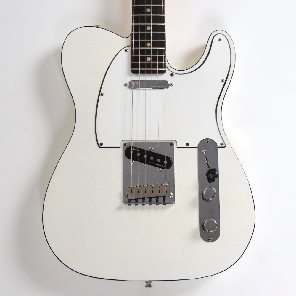 【中古】 エレキギター Fender American Ultra Telecaster Rosewood Fingerboard Arctic Pearl 2022年製 フェンダー アメリカンウルトラテレキャスター ボディ画像 