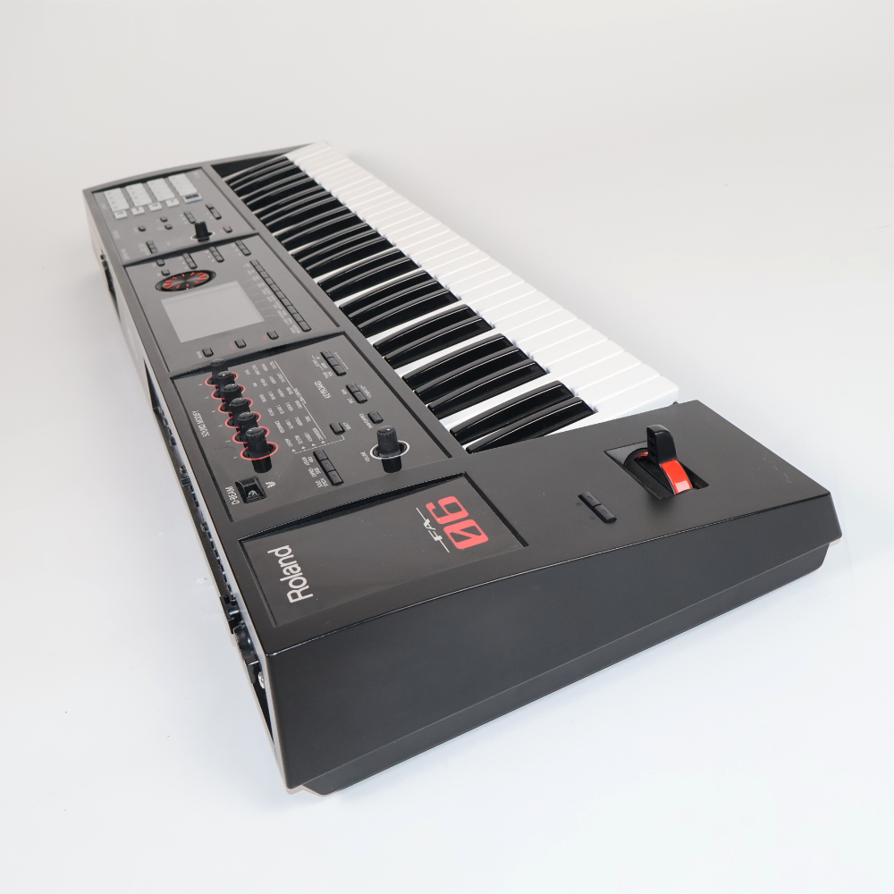 中古】 ROLAND FA-06 Music Workstation シンセサイザー([USED