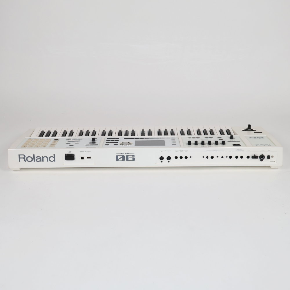 Roland FA-06 きょうちゃ 中古】 ROLAND FA-06-SC Music Workstation シンセサイザー 限定