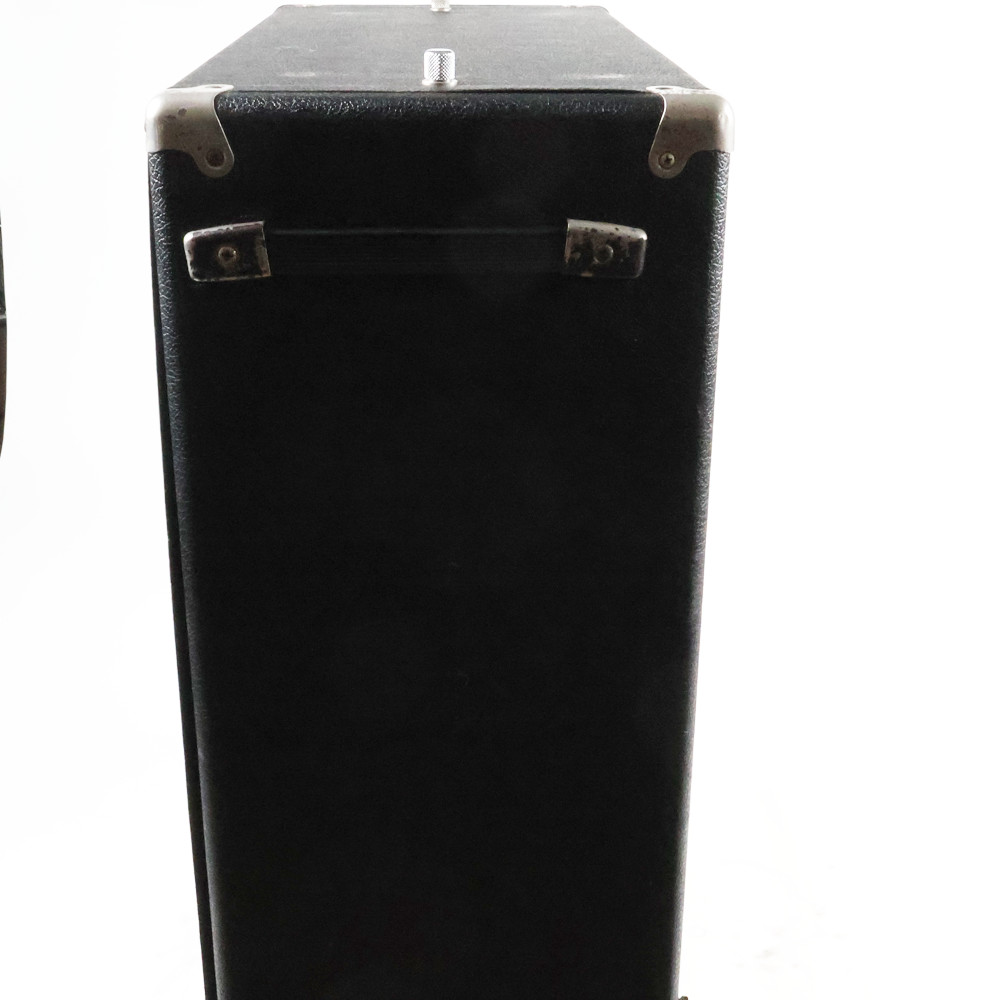 【中古】Fender V.T. BASSMAN 15 ベースアンプ用スピーカーキャビネット フェンダー 側面