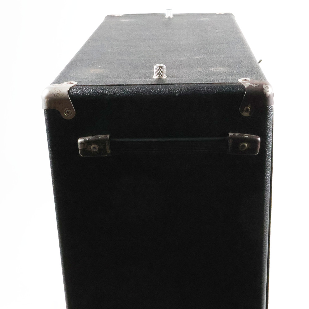 【中古】Fender V.T. BASSMAN 15 ベースアンプ用スピーカーキャビネット フェンダー 側面