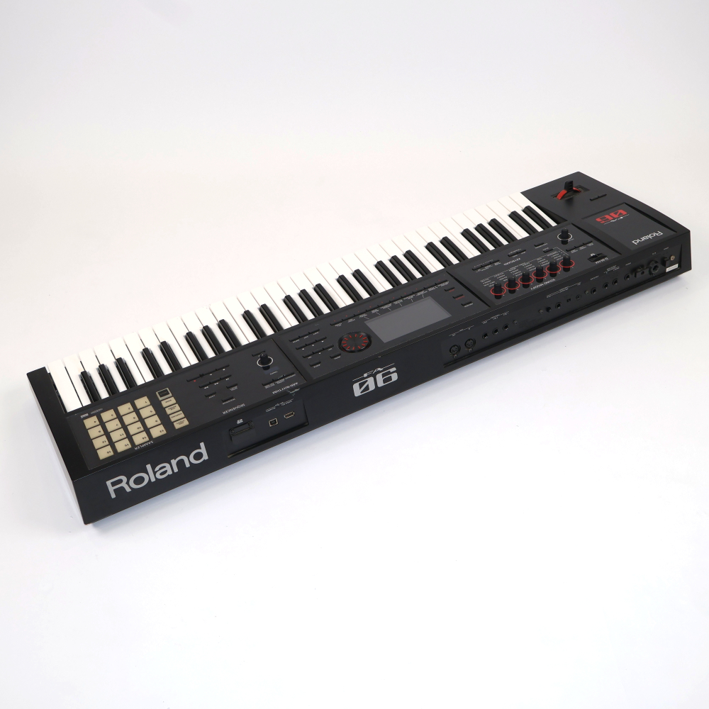 【中古】 ROLAND FA-06 Music Workstation シンセサイザー 詳細画像
