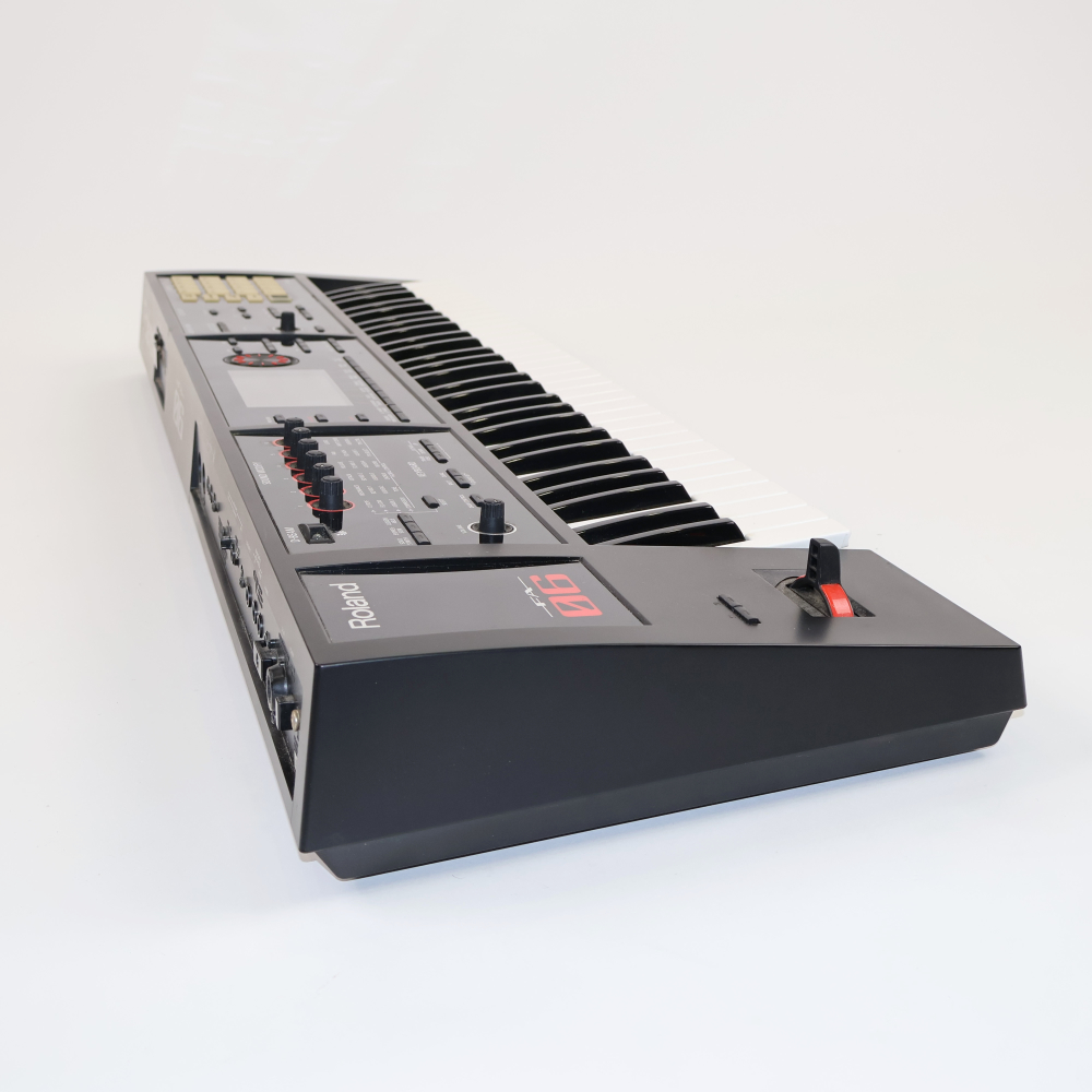 【中古】 ROLAND FA-06 Music Workstation シンセサイザー 詳細画像
