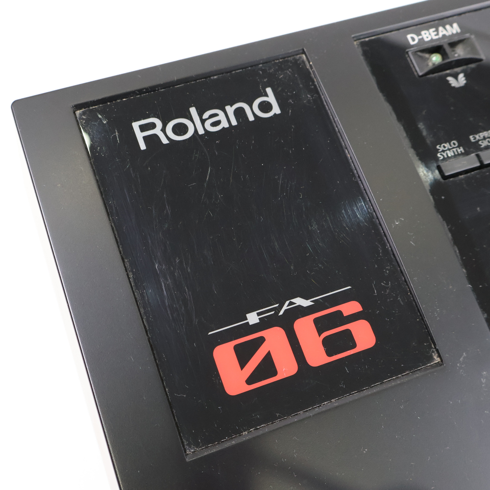 【中古】 ROLAND FA-06 Music Workstation シンセサイザー 詳細画像
