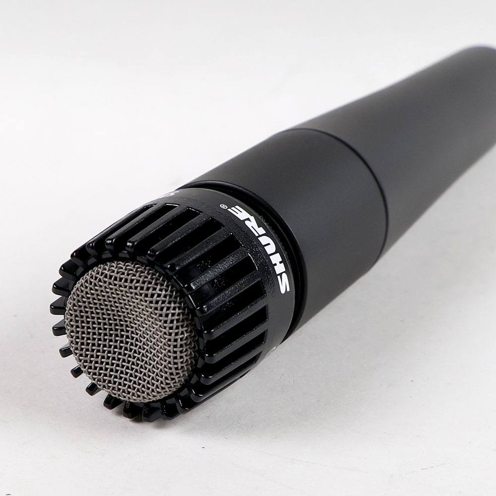 【新品同様】SHURE SM57 ダイナミックマイク Amazon.co.jp: SHURE シュアー ダイナミックマイク SM57 定番