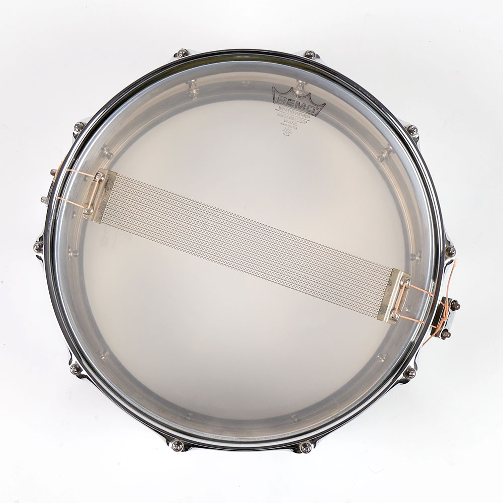 【中古】 スネアドラム パール Pearl SensiTone Steel Custom Alloy 14x5.5 スチールシェル 裏面