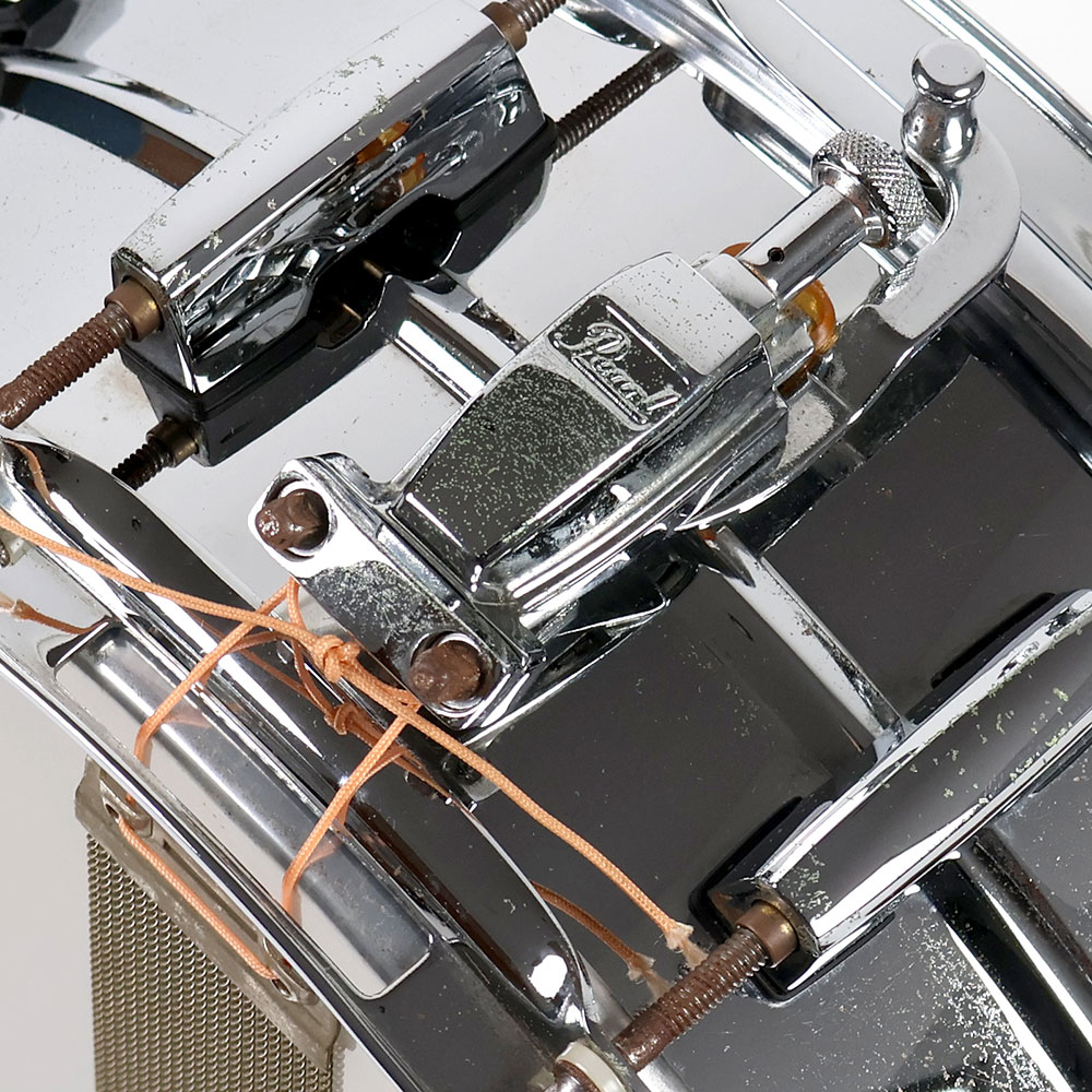 【中古】 スネアドラム パール Pearl SensiTone Steel Custom Alloy 14x5.5 スチールシェル 側面