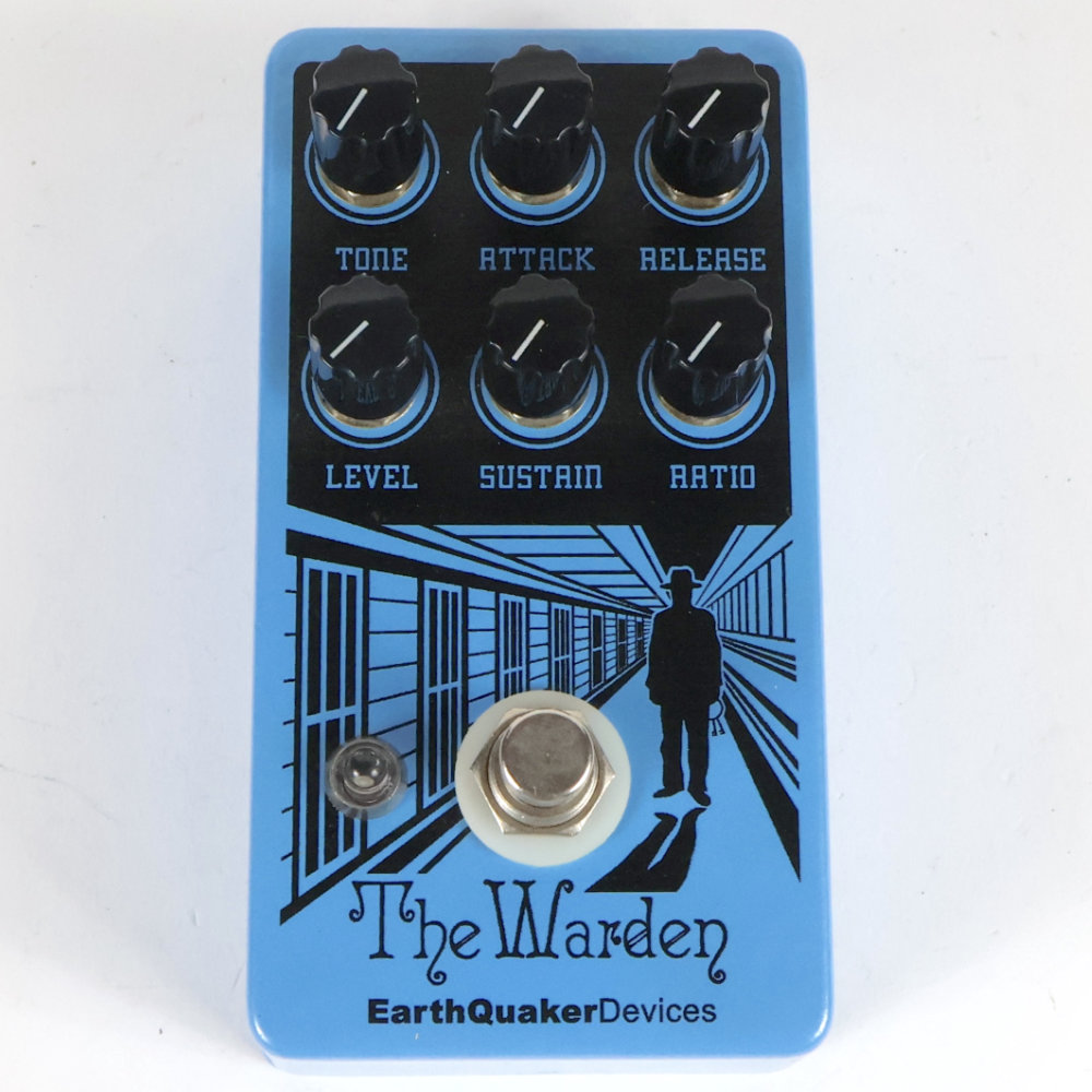 【中古】 EarthQuaker Devices アースクエイカーデバイセス EQD The Warden ギターエフェクター コンプレッサー 正面