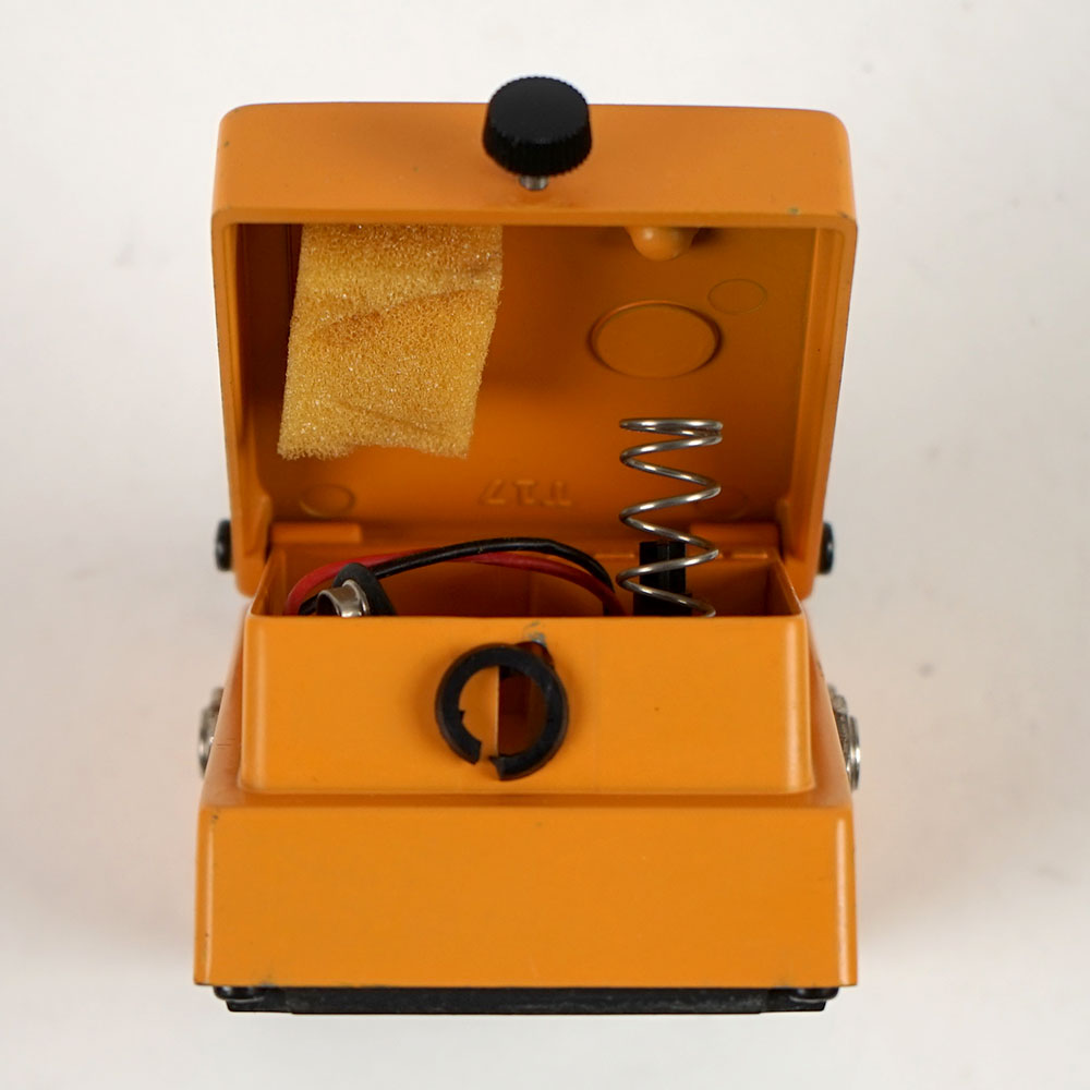 【中古】 ターボディストーション エフェクター BOSS DS-2 Turbo Distortion ギターエフェクター ゴム劣化