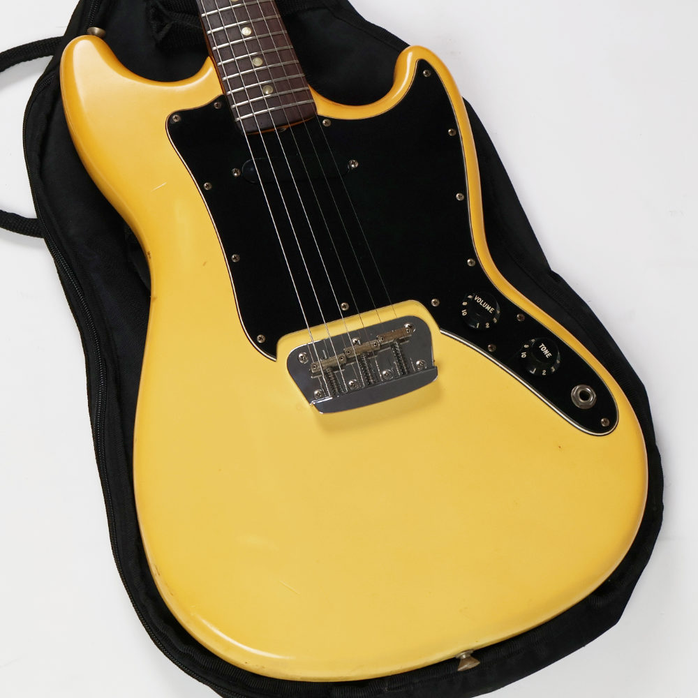 【中古】フェンダー ミュージックマスター Fender Musicmaster White 1978年製 エレキギター ボディ画像 