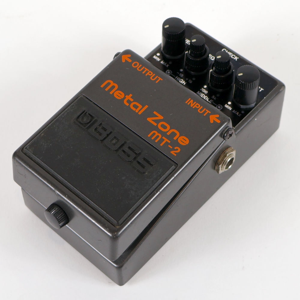 【中古】メタルゾーン エフェクター BOSS MT-2 Metal Zone ボス ギターエフェクター 右サイド