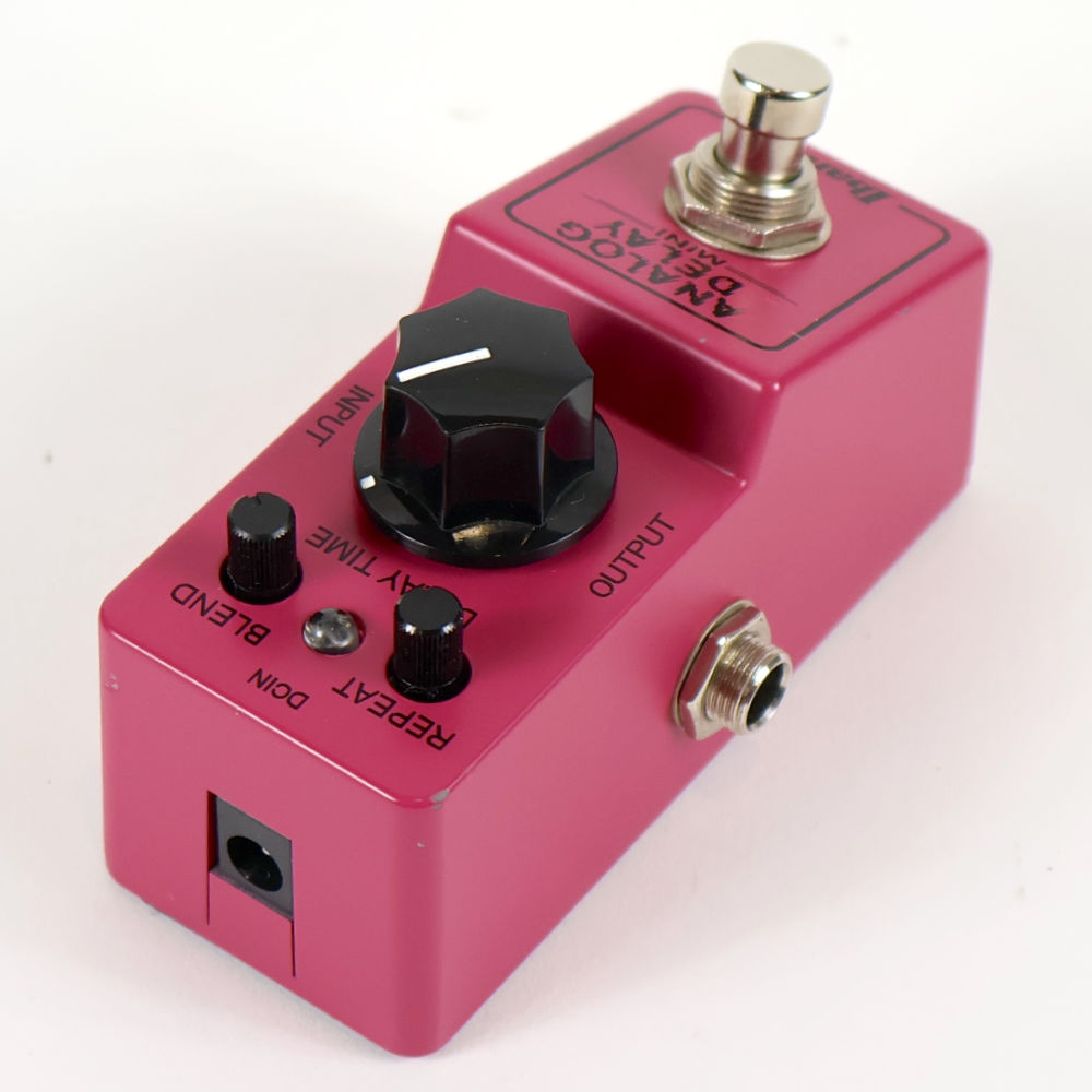 【中古】 IBANEZ ADMINI ANALOG DELAY MINI ギターエフェクター 左サイド
