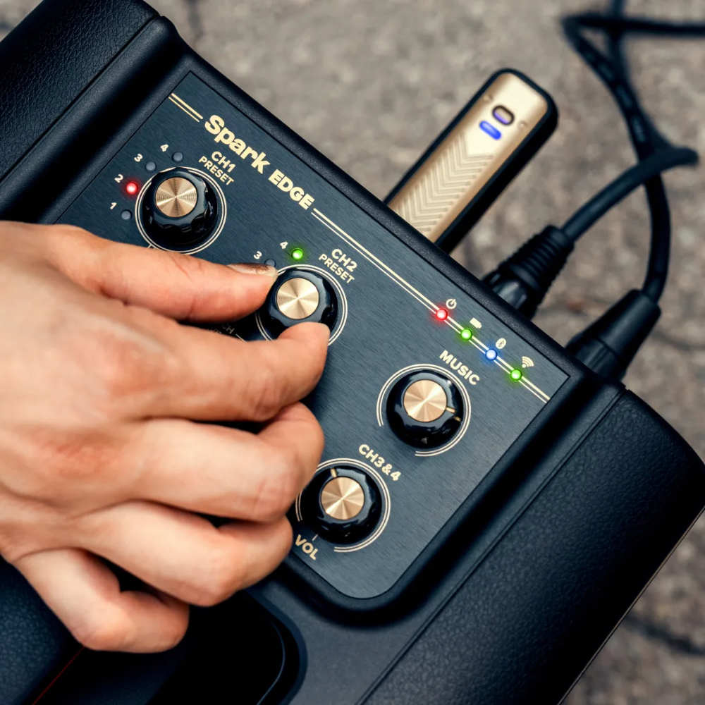 Positive Grid ポジティブグリッド Spark EDGE オールインワンパフォーマンスマシン ギターアンプ ベースアンプ サブ画像1