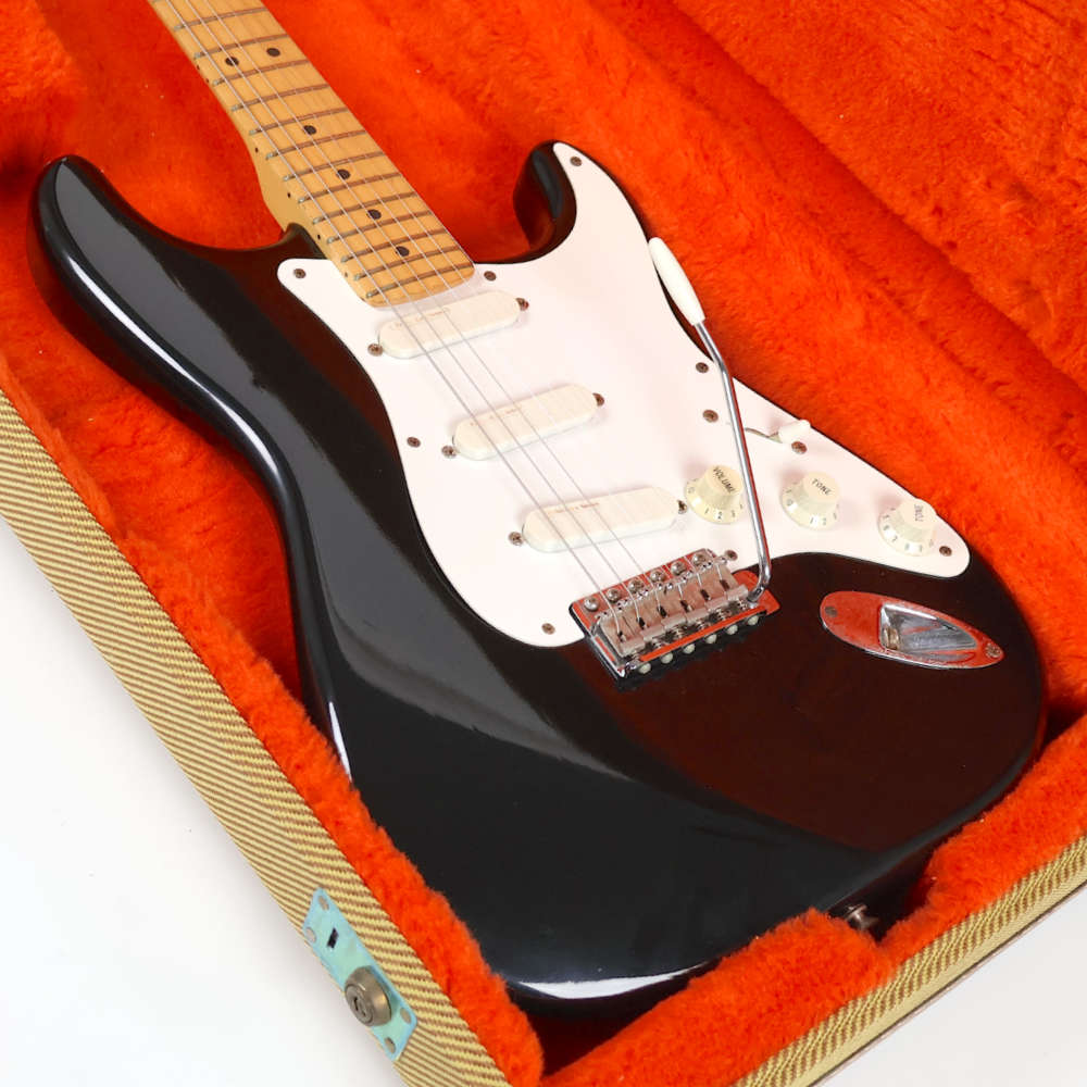 【中古】 エレキギター FENDER USA Stratcaster Eric Clapton with Lace Sensor Black 1998年製 フェンダー エリック・クラプトン ブラッキー ケース、付属品