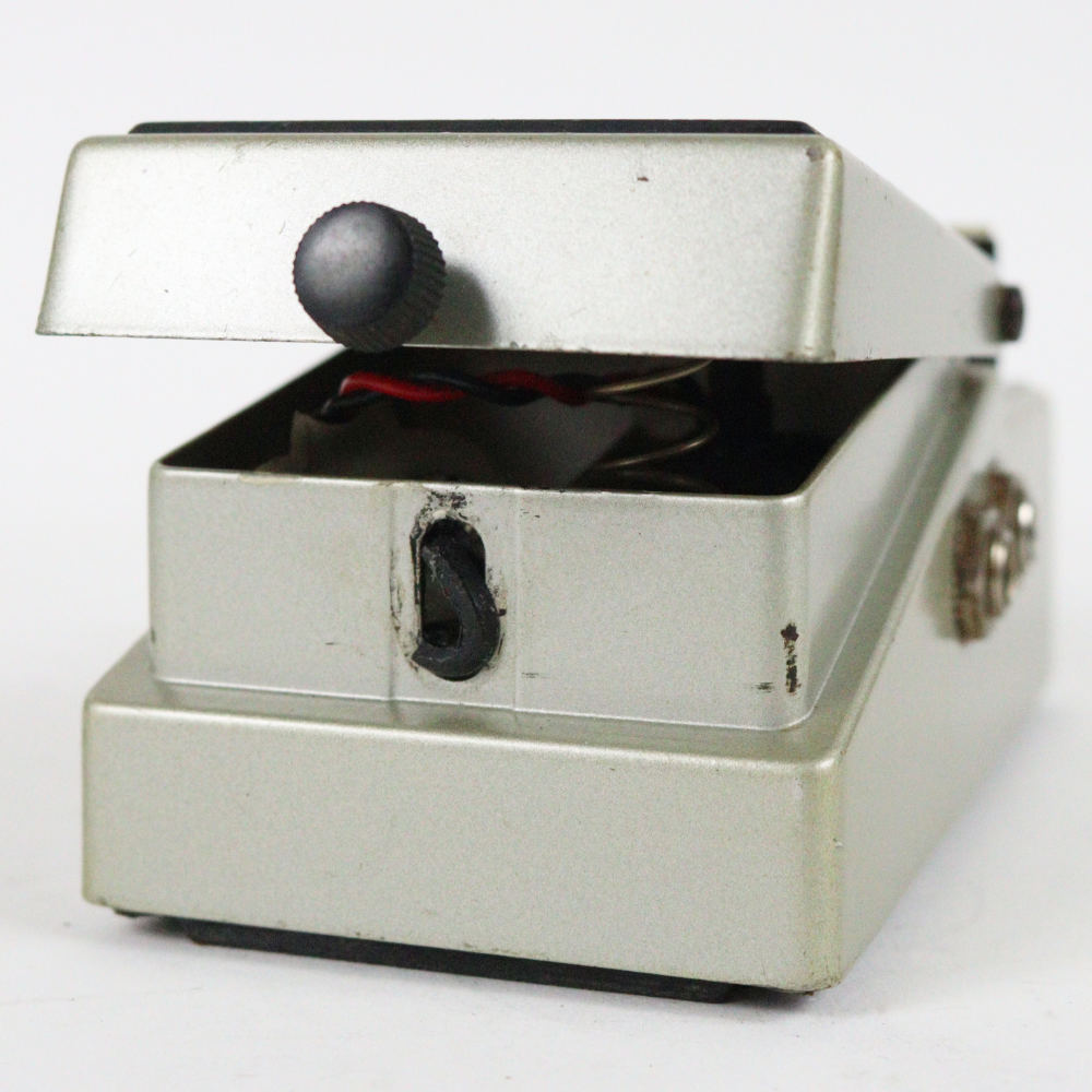 【中古】 デジタルディレイ サンプラー BOSS DSD-2 電池ボックスゴムパーツ