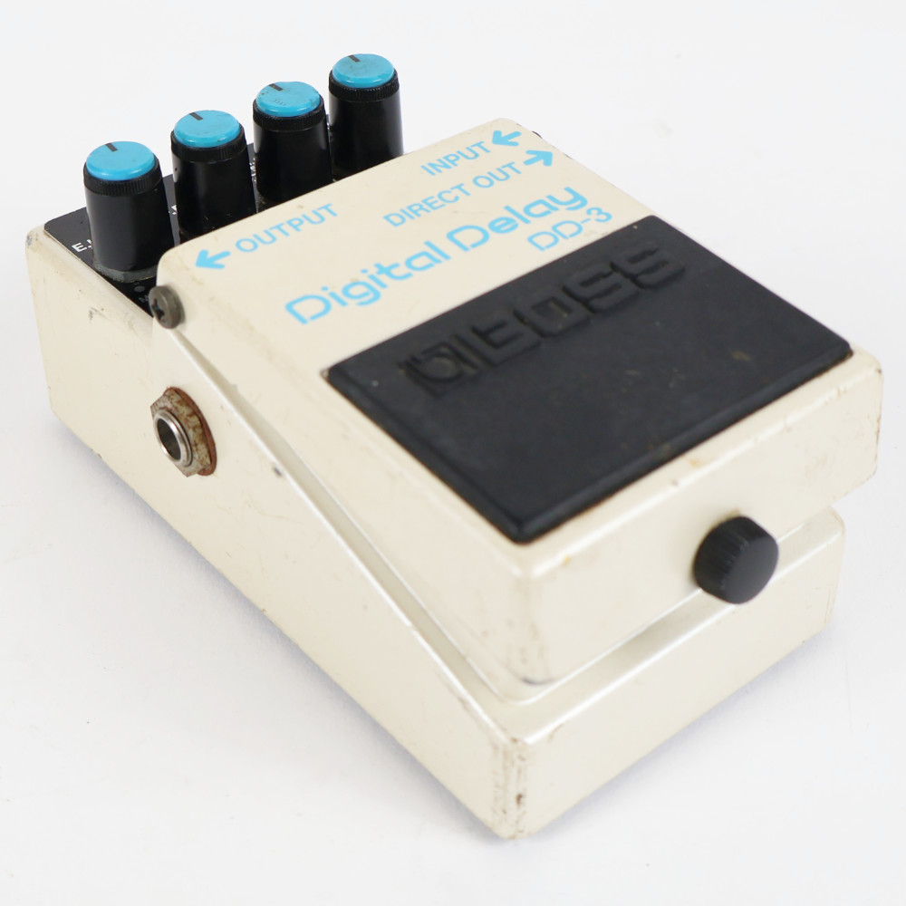 【中古】 デジタルディレイ エフェクター BOSS DD-3 Digtal Delay  MADE IN JAPAN ギターエフェクター ディレイ 側面