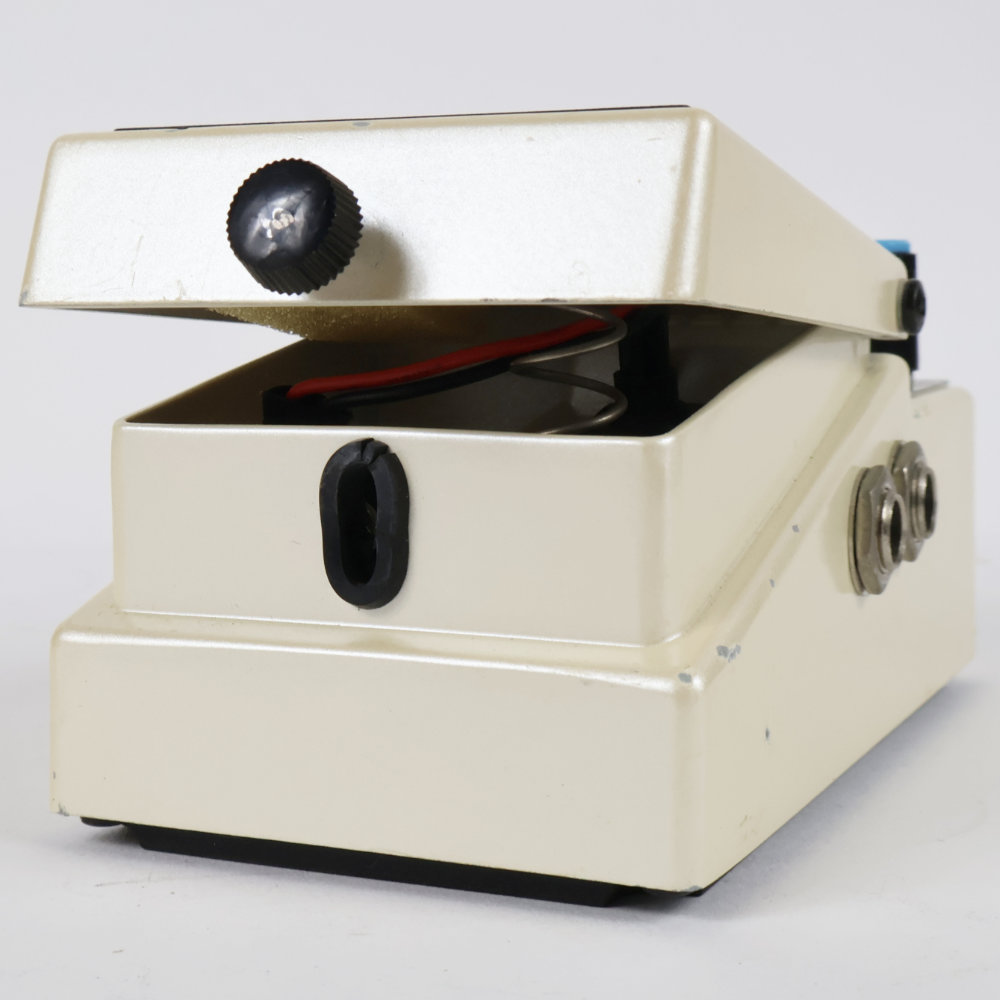 【中古】 デジタルディレイ エフェクター BOSS DD-3 Digtal Delay ギターエフェクター ディレイ 電池ボックス