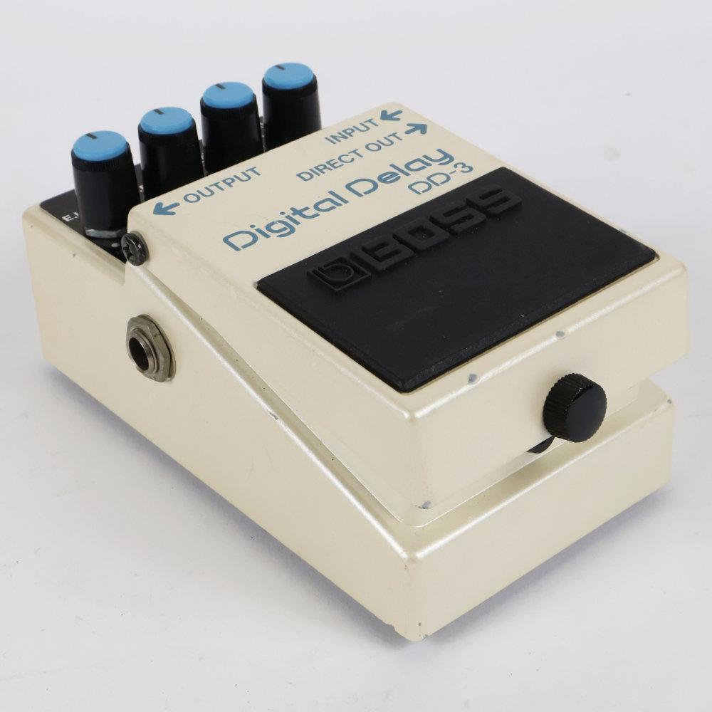 【中古】 デジタルディレイ エフェクター BOSS DD-3 Digtal Delay ギターエフェクター ディレイ 側面