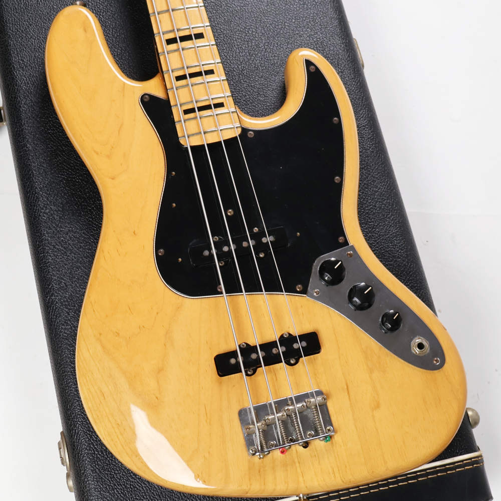 【中古】 エレキベース Fender ’75 Jazz Bass Maple FingerBoard Naural 2000年製 フェンダー ジャズベース 1975年スタイルのリイシュー ボディ画像 