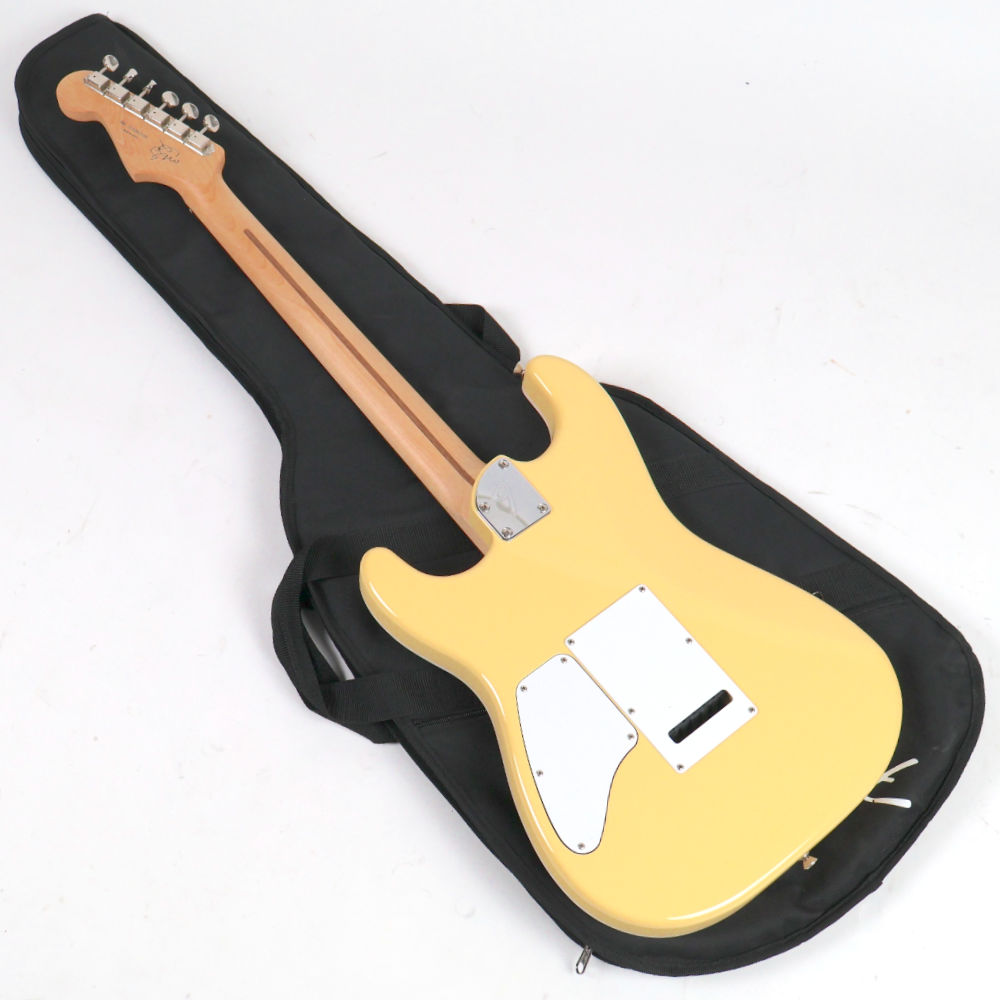 【中古】 エレキギター Fender Mami Stratocaster Omochi Rosewood Fingerboard Vintage White 2022年製 Scandal Mami Signature Model スキャンダル マミモデル ボディバック