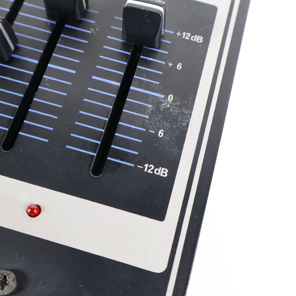 【中古】 BOSS ボス GE-10 10バンドグラフィックイコライザー 傷