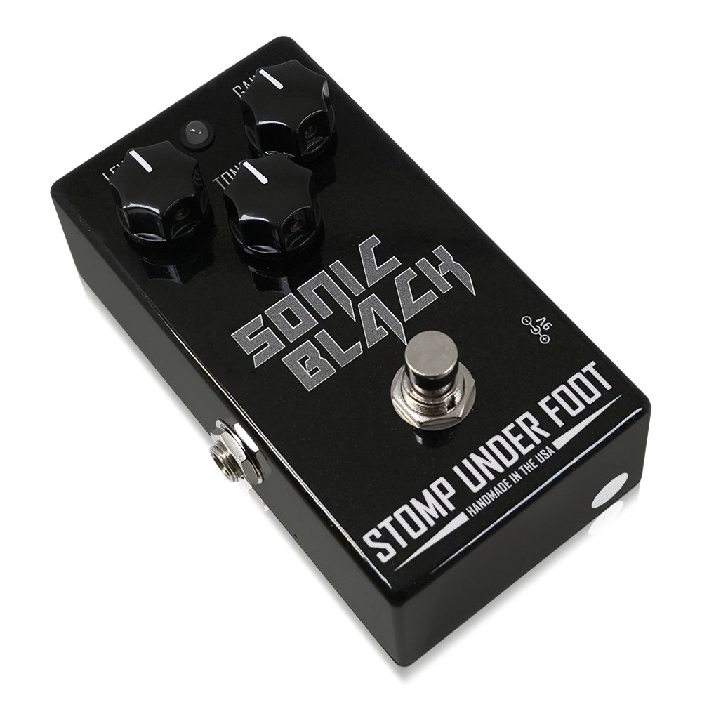 Stomp Under Foot ストンプアンダーフット SONIC BLACK ディストーション ギターエフェクター 斜めアングル画像