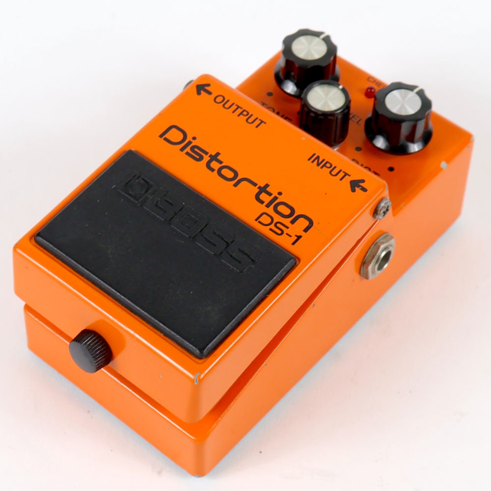 【中古】 ディストーション エフェクター BOSS DS-1 Distortion Made in Japan ギターエフェクター 右サイド