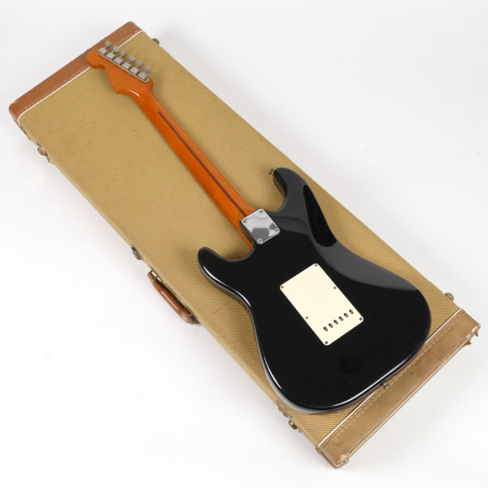 【中古】 エレキギター FENDER USA 1957 American Vintage Stratocaster Black 1997年製 ビンスト フェンダー アメリカンビンテージ57ストラト ブラック ボディバック