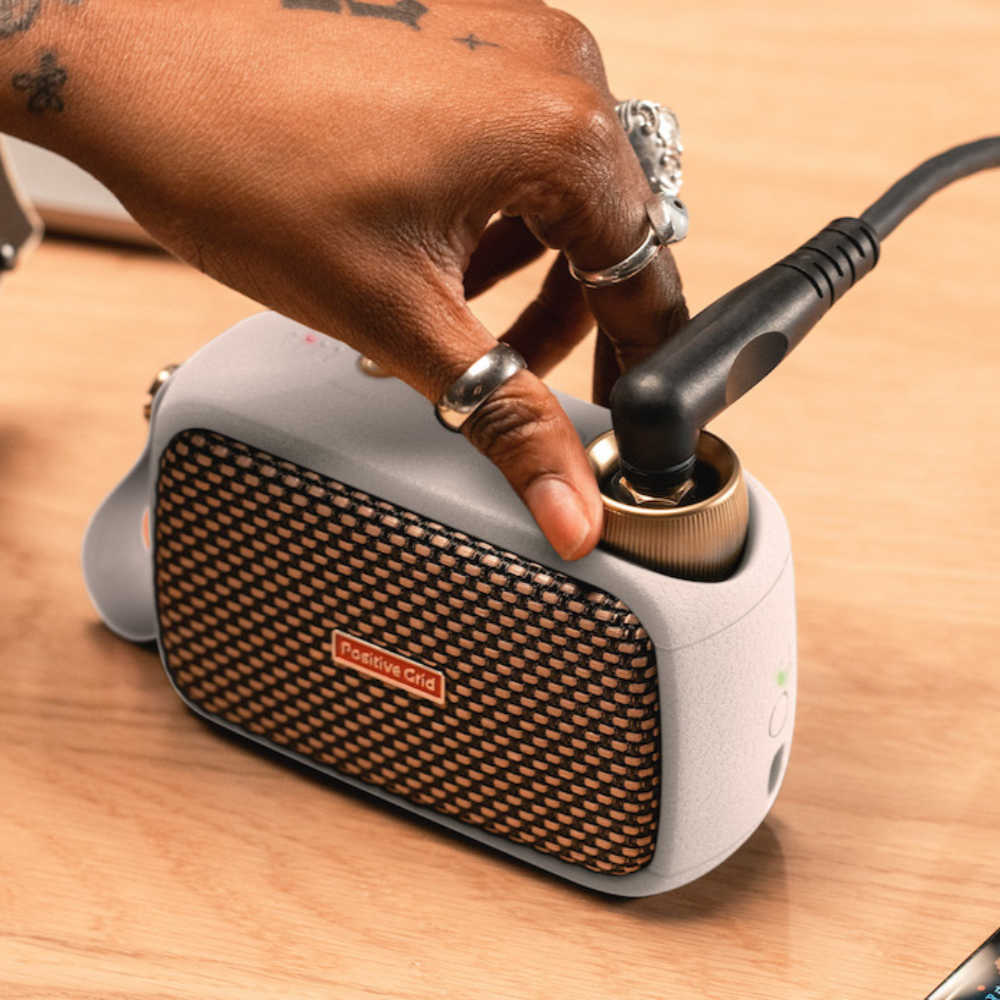 Positive Grid Spark GO Pearl ギターアンプ コンボ ポジティブグリッド スパークゴー パール サブ画像1