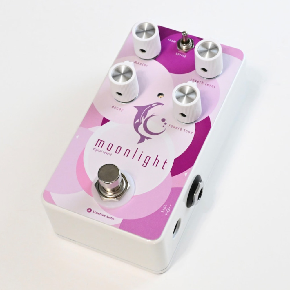 Limetone Audio ライムトーンオーディオ moonlight リバーブ ギターエフェクター 斜めアングル画像