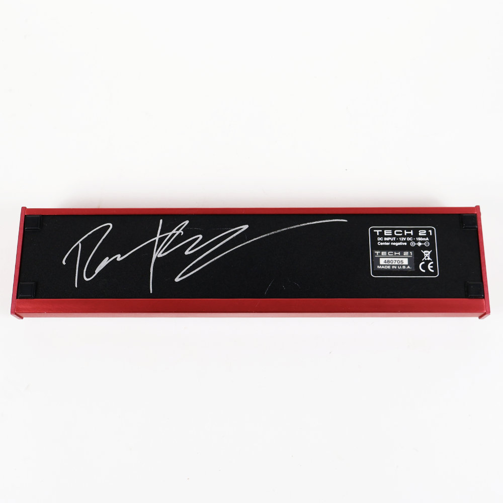 【中古】 TECH21 RK5 Richie Kotzen Signature ギターエフェクター 底面