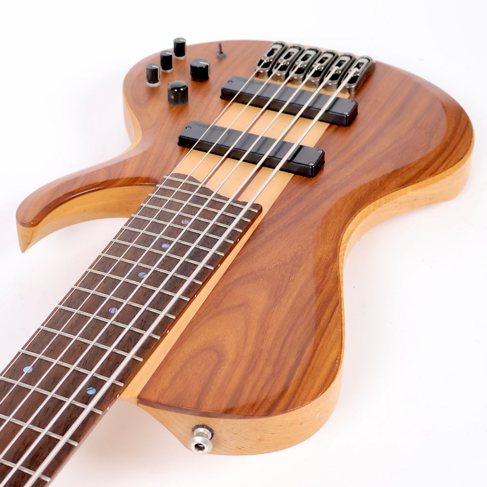 【中古】 エレキベース IBANEZ BTB686SC NTF 6弦ベース シングルカット スルーネック 3バンドEQ搭載 アイバニーズ ネックジョイント側