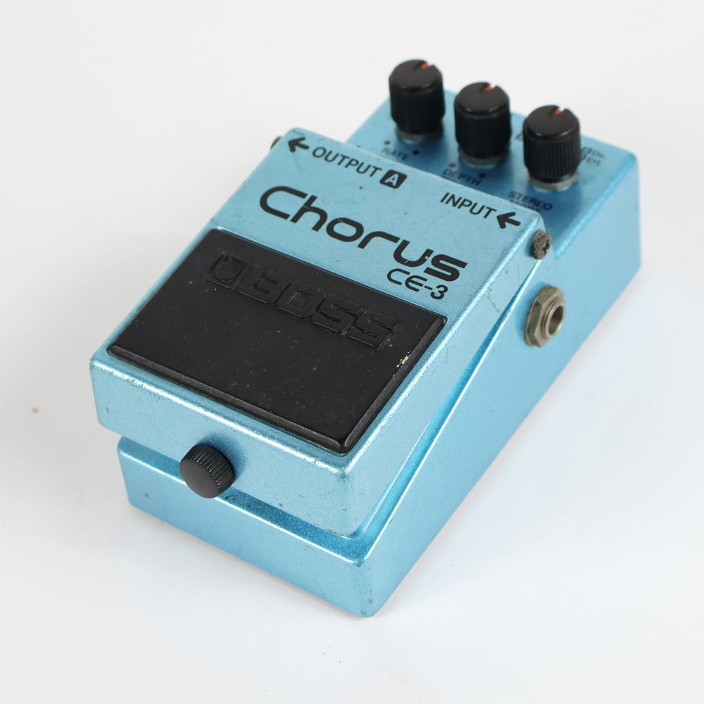 【中古】 コーラス エフェクター BOSS CE-3 Chorus Made in JAPAN ギターエフェクター 側面