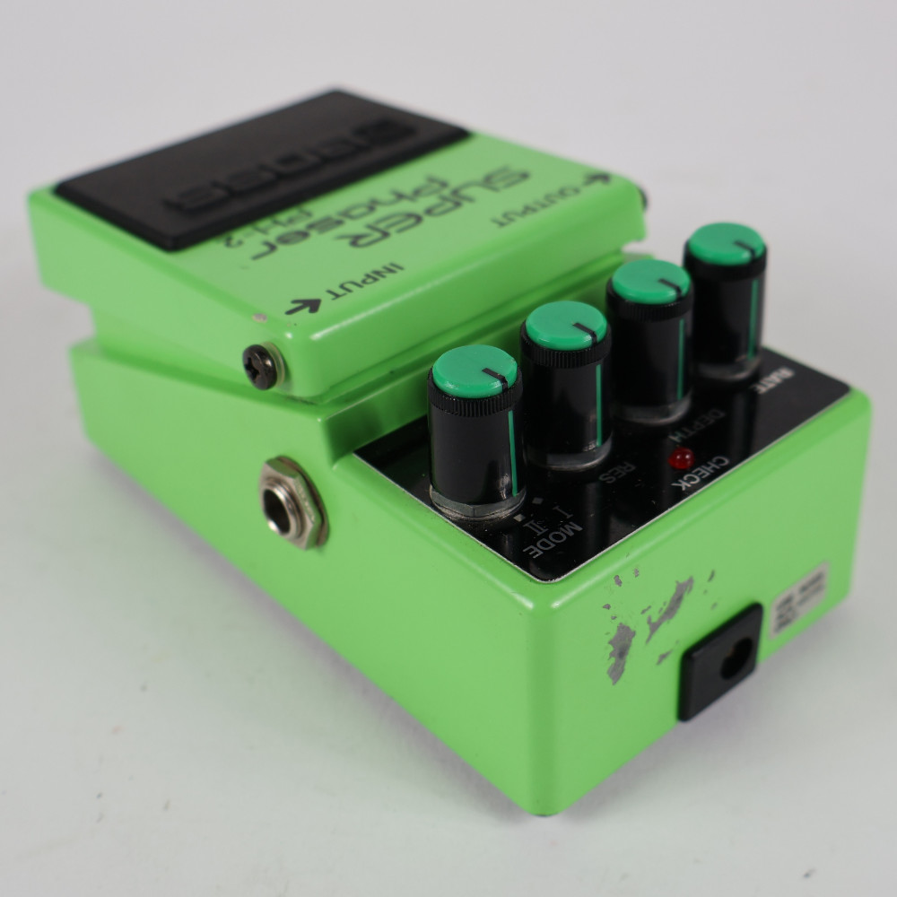 【中古】 スーパーフェイザー エフェクター BOSS PH-2 SUPER Phaser Made in Japan ボス ギターエフェクター 本体画像 斜め