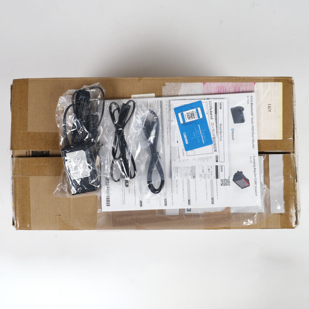 【中古】 BOSS CUBE STREET II Red 乾電池駆動パフォーマンス用ステレオアンプ 小型ギターアンプ コンボ 付属品画像