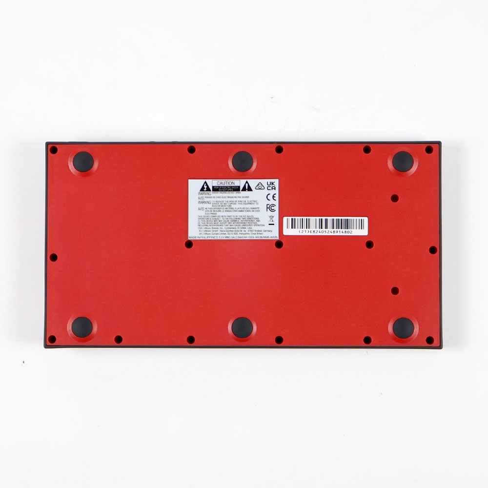 【中古】 アカイ AKAI Professional MPC Studio MPCソフトウェア専用音楽制作コントローラー 裏面