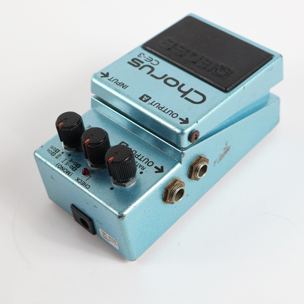 【中古】 コーラス エフェクター BOSS CE-3 Chorus Made in JAPAN ギターエフェクター 側面
